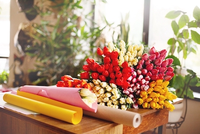 Beautiful Non Traditional Bouquet for Valentine’s Day - Petals & Gardens | Gardening Tips How to Create a Beautiful Non Traditional Bouquet for Valentine’s Day