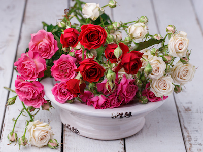 Bouquet of beautiful roses valentines day - Petals & Gardens | Gardening Tips How to Create a Beautiful Non Traditional Bouquet for Valentine’s Day