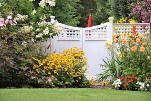 fence home remedy to keep deer out of garden - Petals & Gardens | Gardening Tips fence home remedy to keep deer out of garden